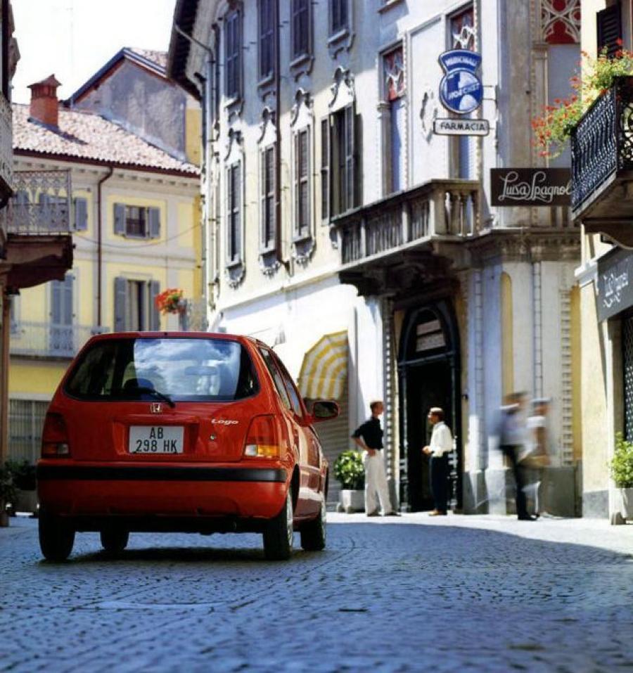  Honda Logo 5-Door 1996 года  (фото 8 из 8)